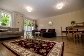 3KingBR&SofaBed-Garden-AirCon-bbq-Parking